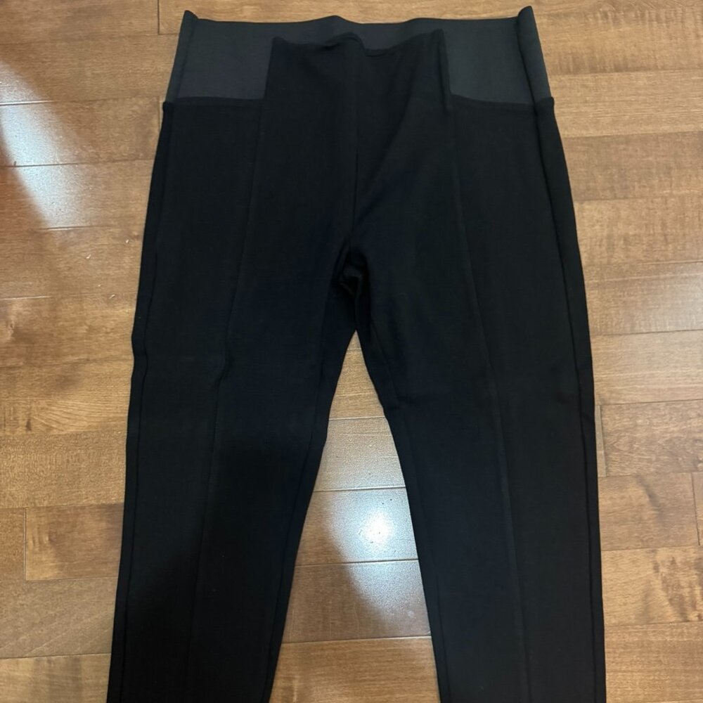 Le Château Black Slim Fit Ponte Pants – Size 14
